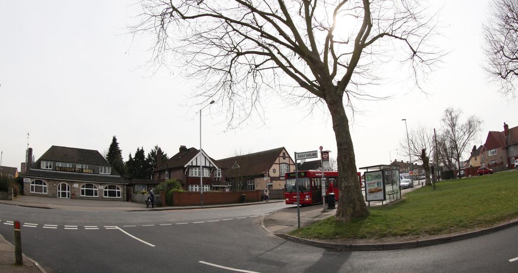 Heathrow Inn Hotel Hillingdon Exterior photo